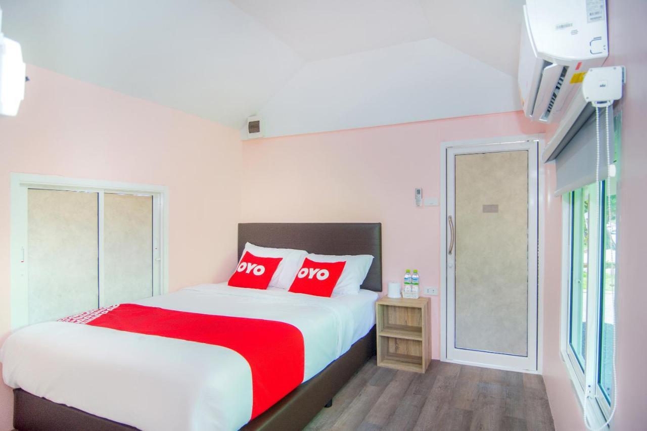 Oyo 578 Pj Resort And Snooker Club Pracsuap Khirikhan Kültér fotó