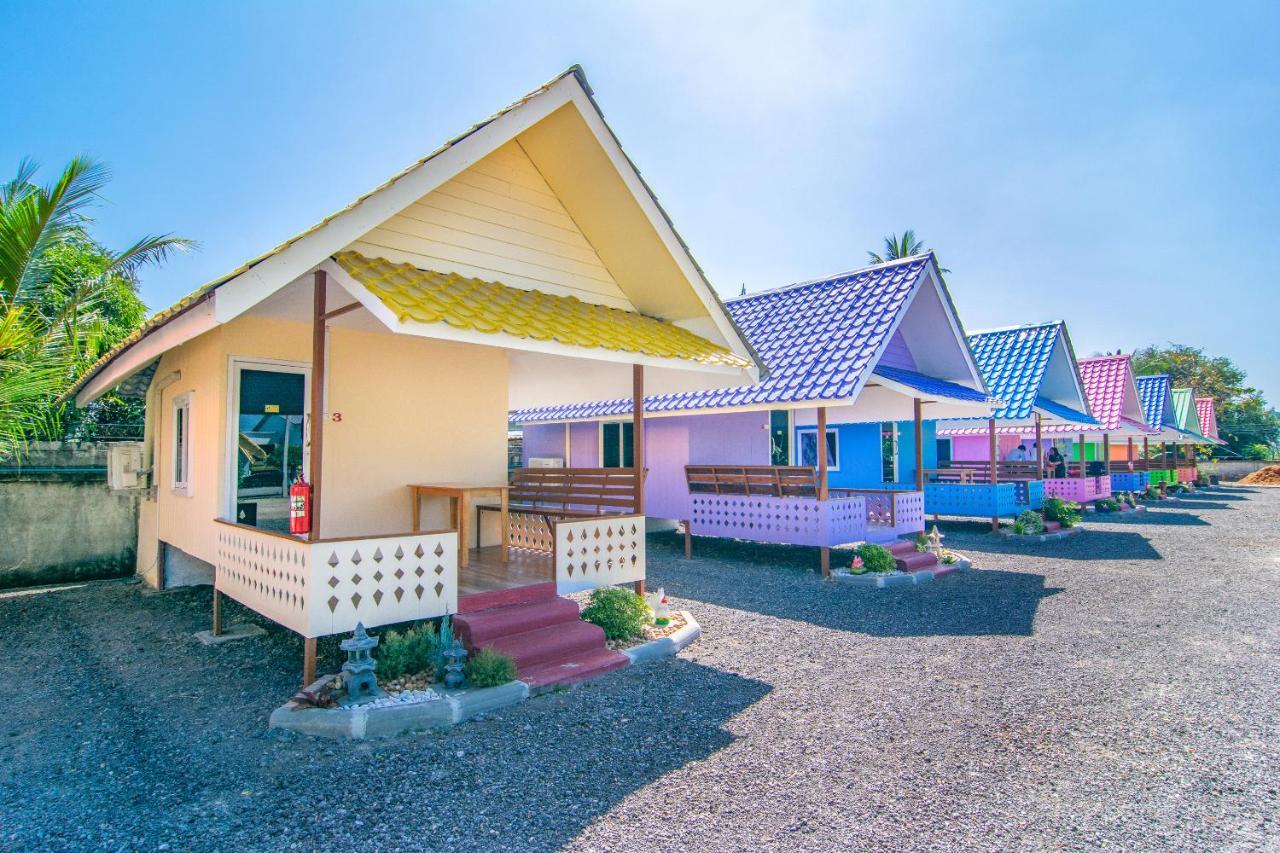 Oyo 578 Pj Resort And Snooker Club Pracsuap Khirikhan Kültér fotó